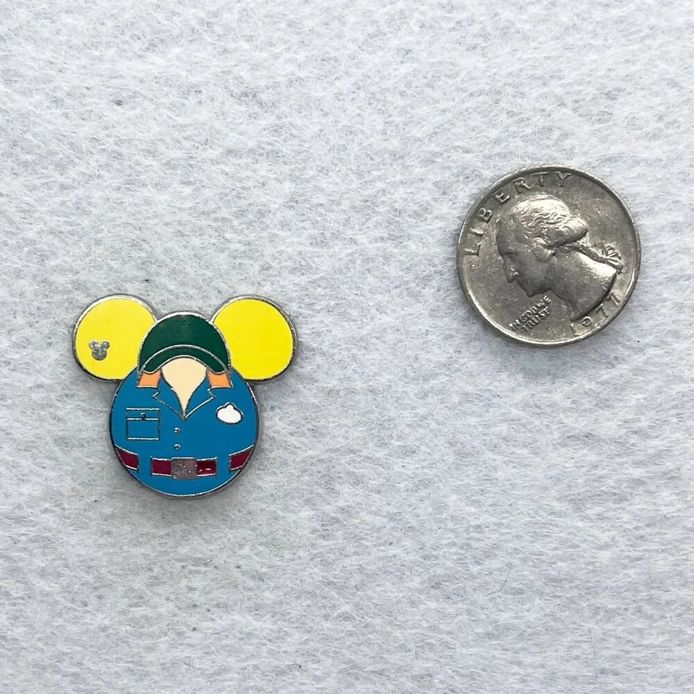 🔮‎ 5/$25 Disney Cast Costume Muppet Vision 3D Pin